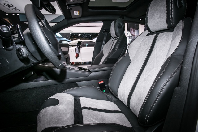 1539950581101027855.jpg batch_标致(Peugeot) 508 SW Hybrid选用Alcantara打造其内饰.jpg